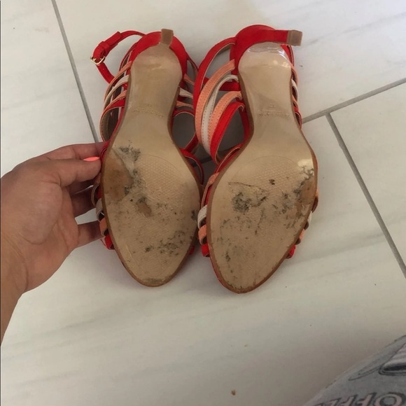 Women’s shoes - Picture 3 of 4